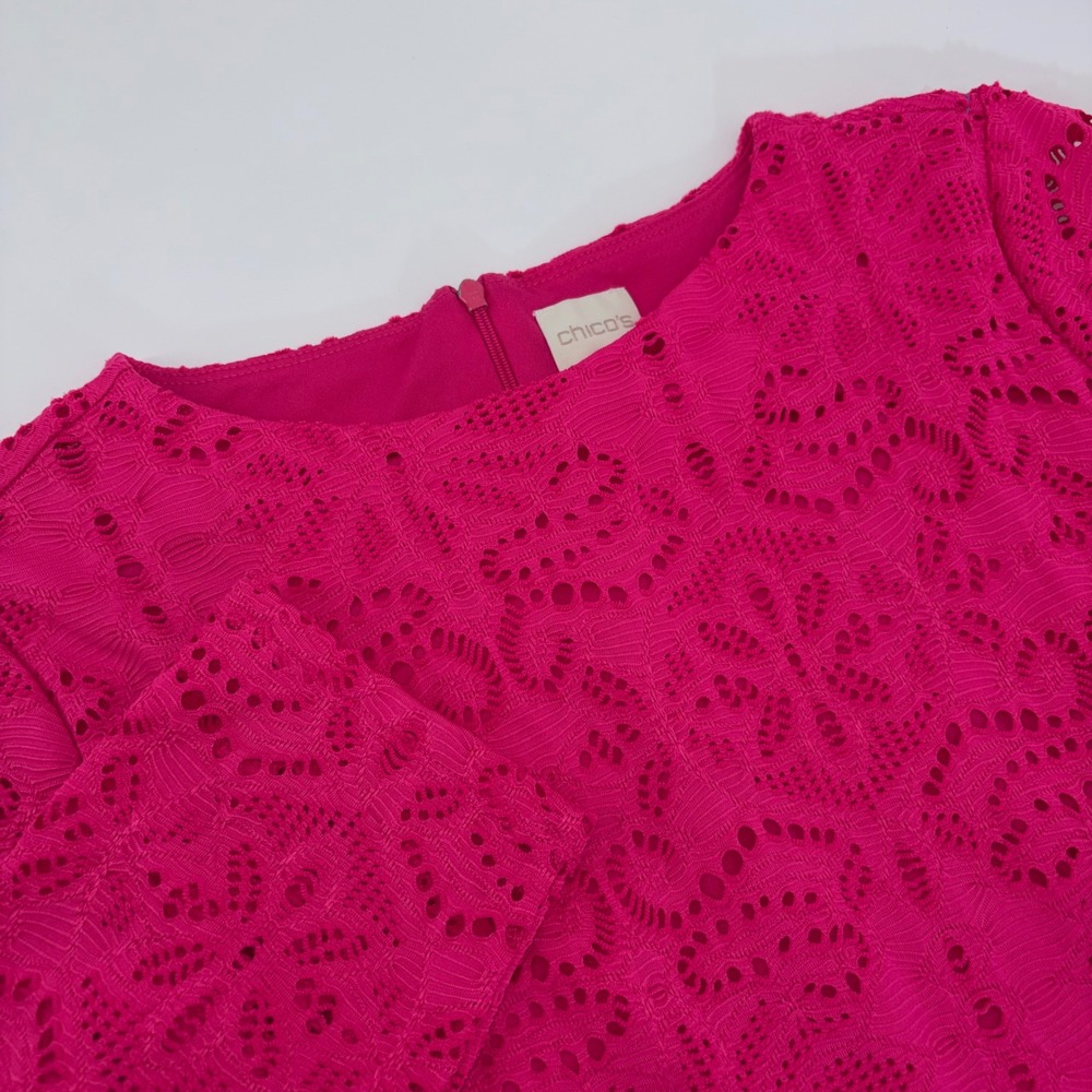 Chicos Pink Eyelet Lace Sheath Dress 3/4 Sleeve Size 00 XS Hot Pink Geometric